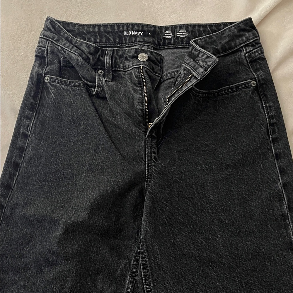 Women’s wide leg high waisted jeans